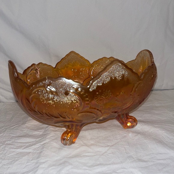 VTG. MARIGOLD CARNIVAL "JEANNETTE " IRIDESCENT 4 FOOTED FRUIT BOWL - Picture 3 of 10